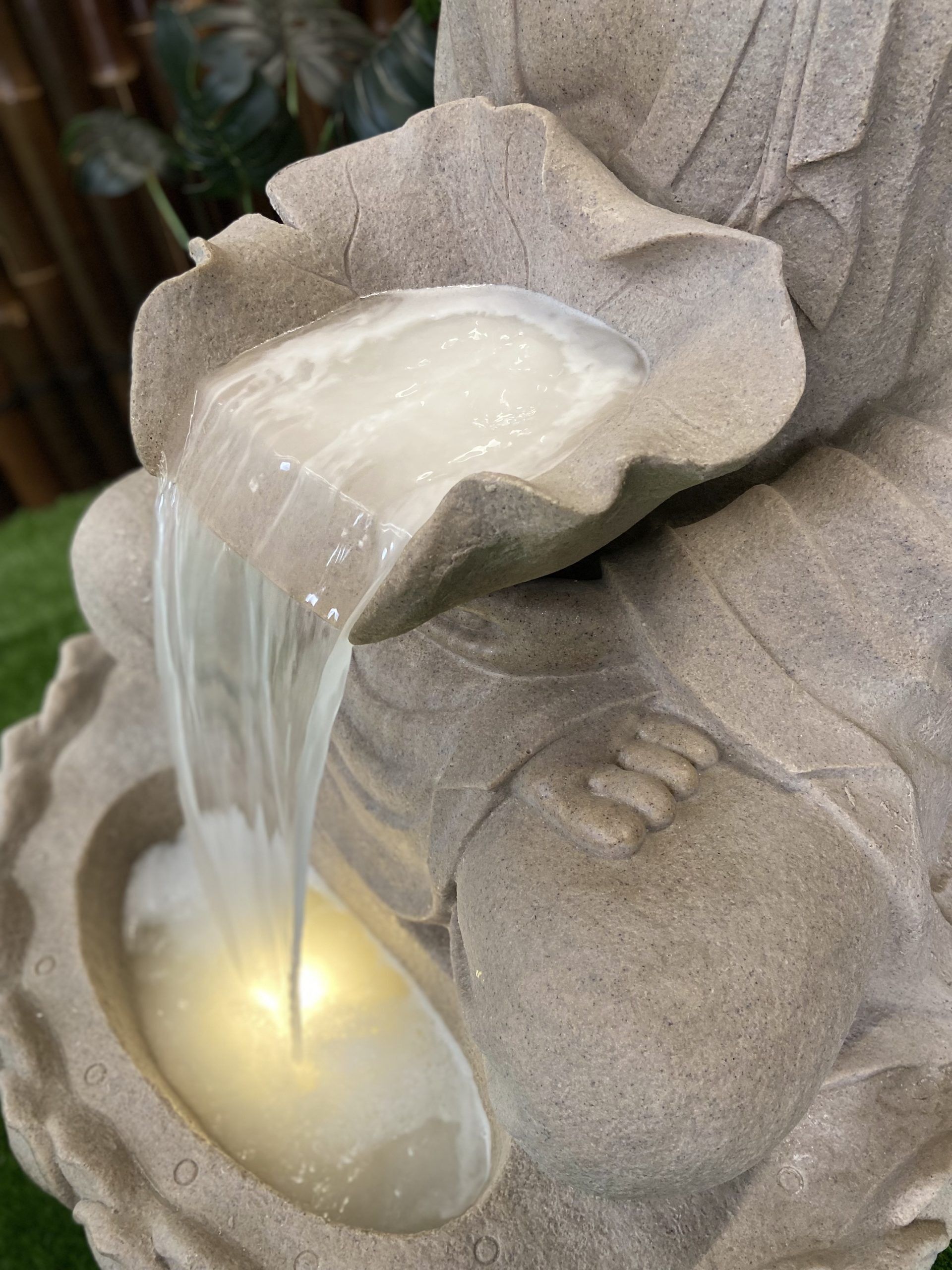 Large Meditating Buddha Water Fountain DW161061-2 - Image 3