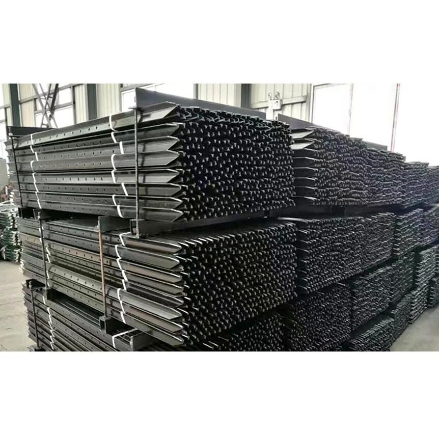 450mm Star Pickets Y Pickets - Image 3